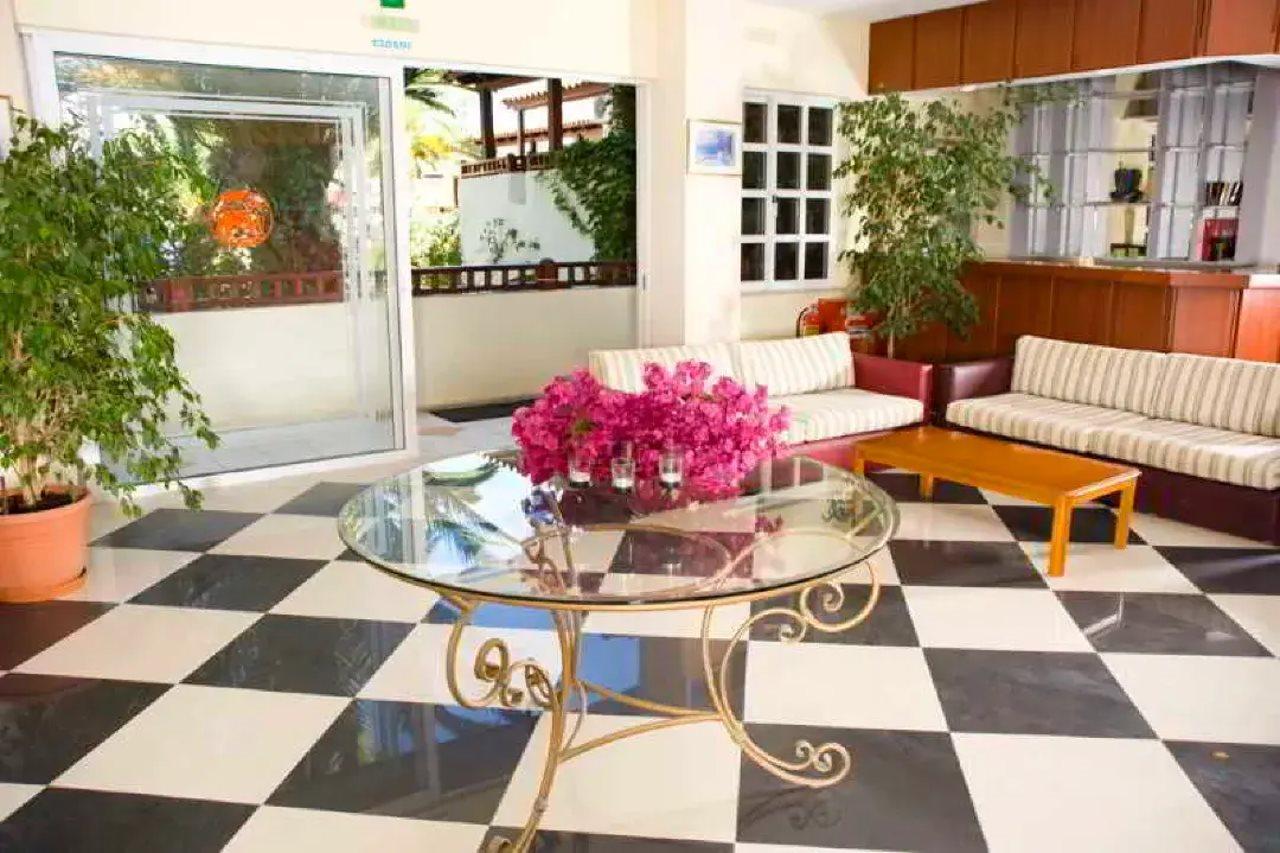 Maravel Land Hotel Rethymno  Bagian luar foto