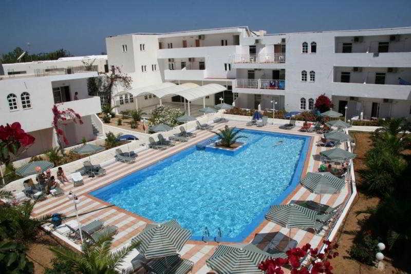 Maravel Land Hotel Rethymno  Bagian luar foto